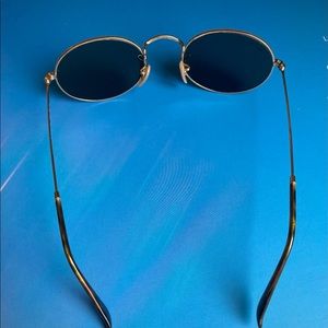 Rayban Oval Flat Lenses.